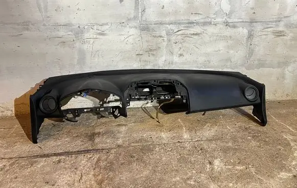 Toyota RAV 4 (XA30) Dashboard 