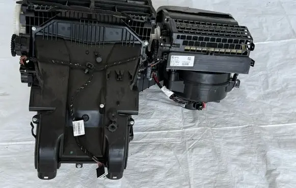 Opel Meriva B Interior heater climate box assembly 13345116