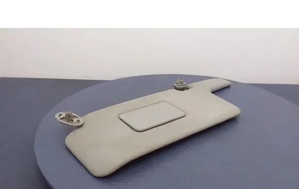 Sun visor