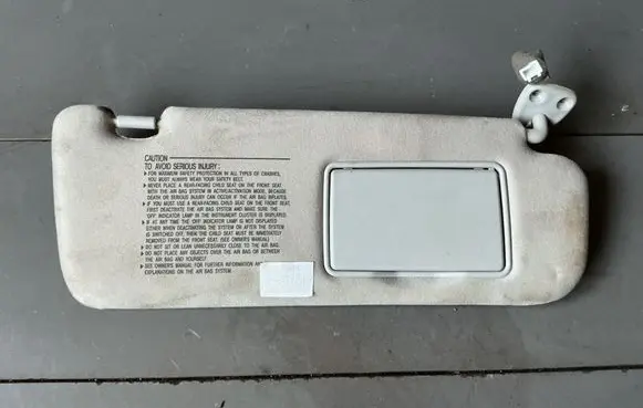 Sun visor clip/hook/bracket