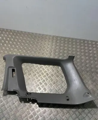 Subaru Forester SG (C) pillar trim