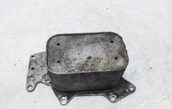 Audi Q7 4L Oil filter mounting bracket 059117021J