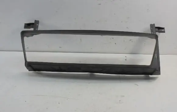 Volvo C30 Intercooler air channel guide 30678472