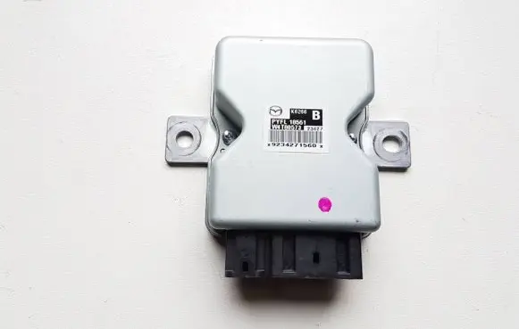 Mazda CX-5 II Fuel injection pump control unit/module PYFL18561 K6266
