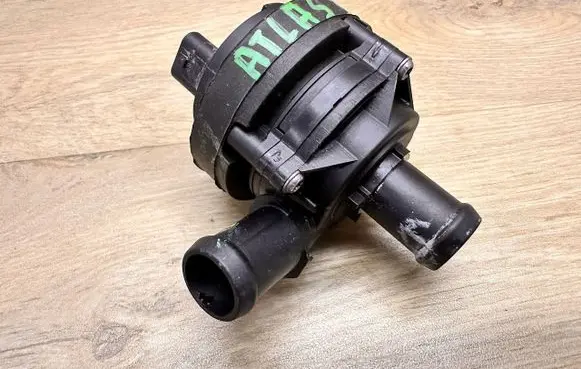 Volkswagen Atlas Water pump 5Q0965567B