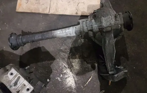 Volkswagen Touareg I Front differential DRM99035