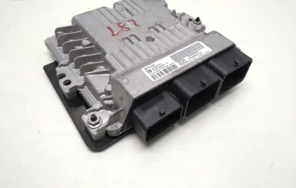 Peugeot 5008 Engine control unit/module 9800268980