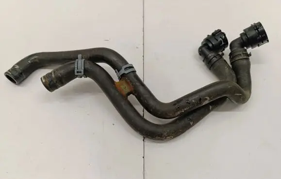 Volkswagen T-Roc Engine coolant pipe/hose