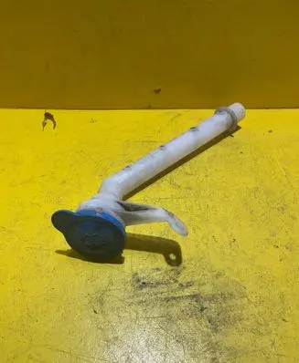 Nissan Qashqai Lamp washer fluid tank 