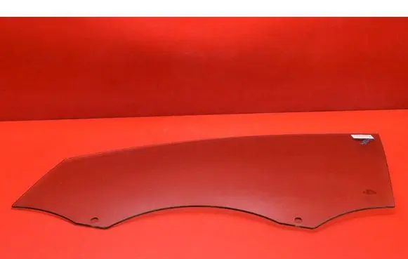 Audi Q7 4L Front door window glass four-door
