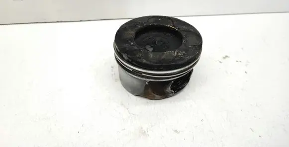 BMW 5 E60 E61 Piston 