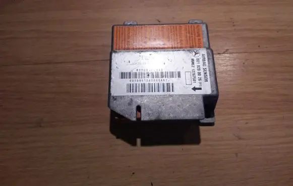 Mercedes-Benz E W210 Airbag control unit/module 0018200026 12767501