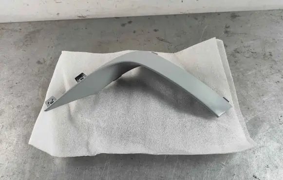 Porsche Macan (95B) Front bumper splitter molding 95b807820ag2x