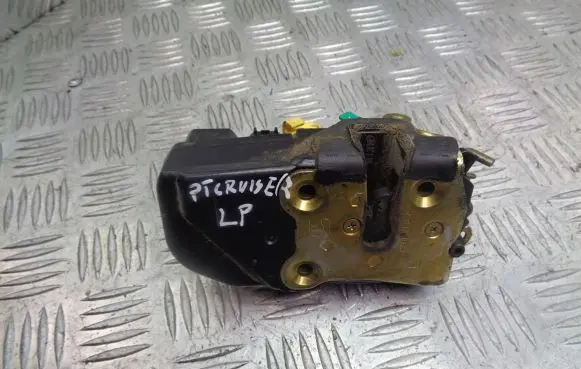 Chrysler PT Cruiser Front door lock