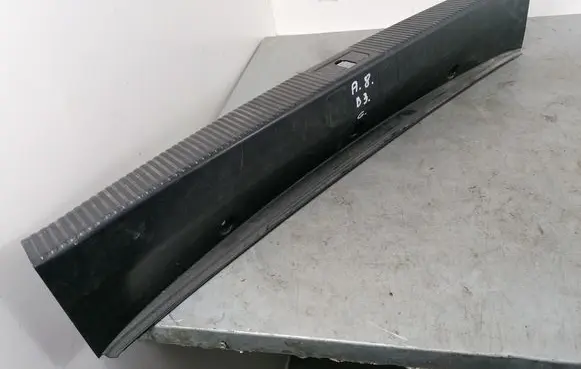 Audi A8 S8 D3 4E Trunk/boot sill cover protection 4E0863471B