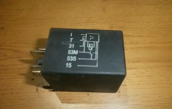 Audi A4 S4 B6 8E 8H Other relay P200181
