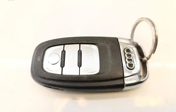 Audi Q5 SQ5 8R Ignition key/card 8K0959754D