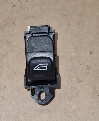 Volvo V70 Electric window control switch 30773272 03453310 90363090890863