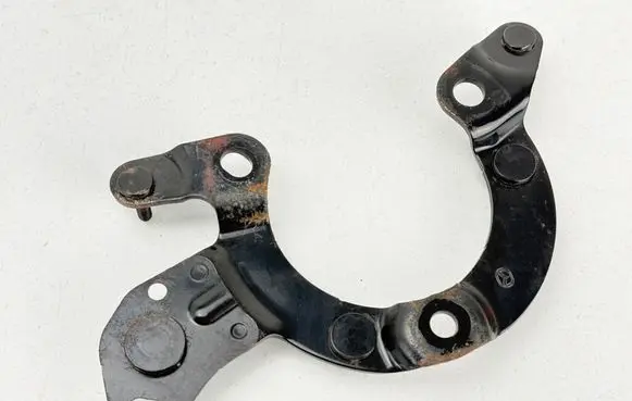 Mazda MX-5 ND Lower shock absorber bracket 