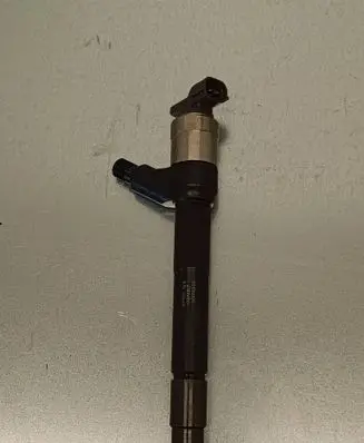 Opel Insignia B Fuel injector 55578075 07U05648