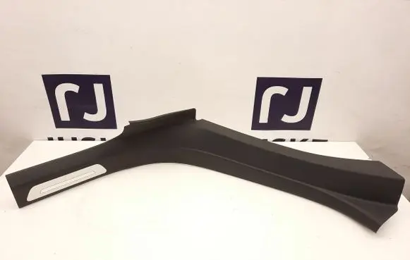 Audi A8 S8 D4 4H Rear sill trim cover 4H0864607
