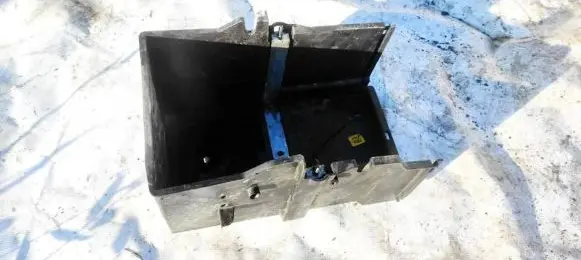 Ford Focus Battery box tray AM5110723AD AM51-10723-AD