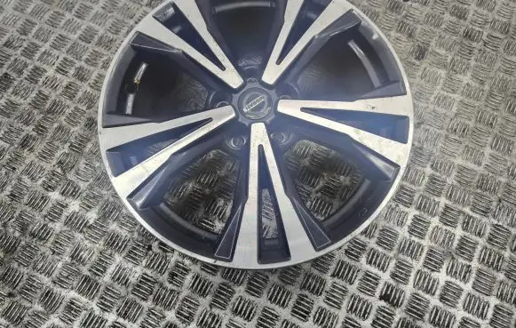 Nissan Qashqai R18 alloy rim N878017