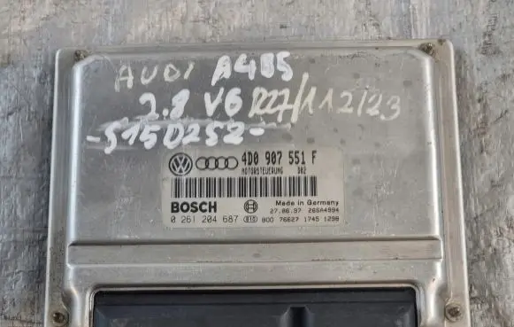 Audi A4 S4 B5 8D Engine control unit/module 4D0907551F