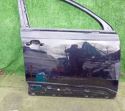 Audi Q7 4M Front door 
