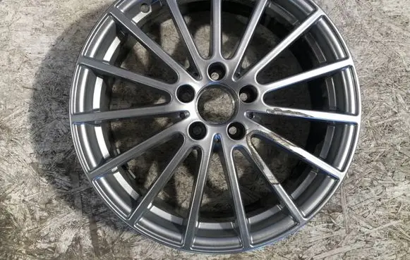 R18 alloy rim