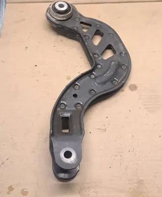 Mercedes-Benz B W246 W242 Rear control arm A2463501006