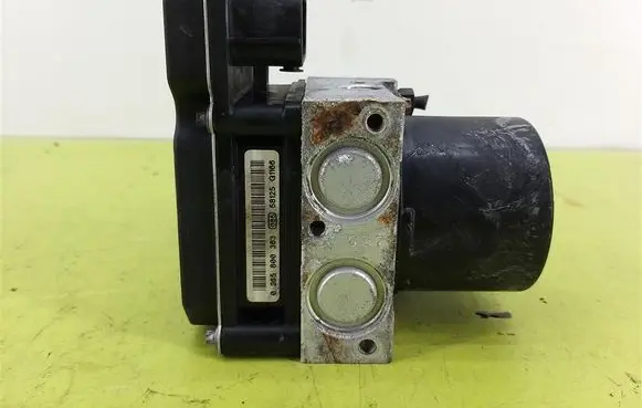 Skoda Fabia Mk1 (6Y) ABS Pump 600614117