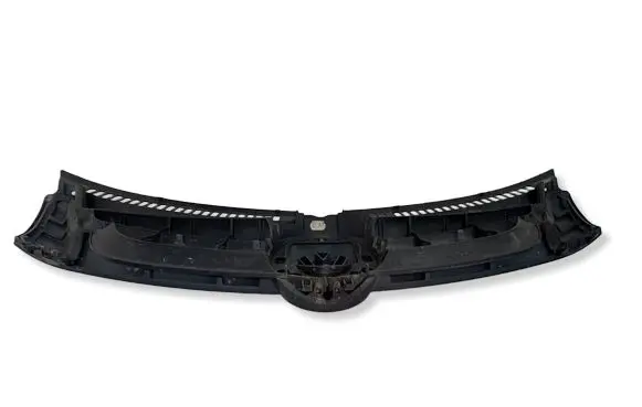Volkswagen Golf Plus Front grill 5M0853655A