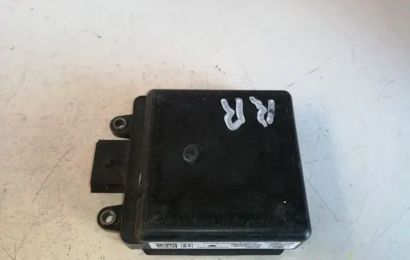 Ford Mustang VI Blind spot module FT4T14D453AC