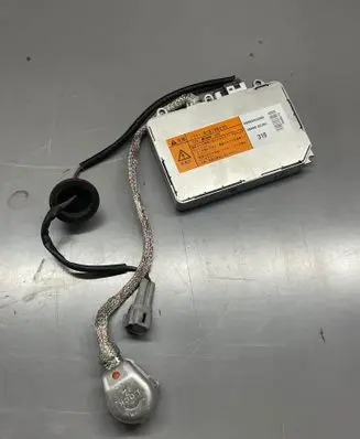 Subaru Legacy Headlight ballast module Xenon 84965AG000 3900020791