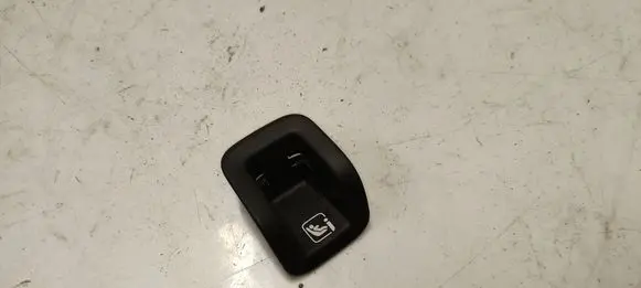 Audi Q8 ISOFIX cover 4M8887233A