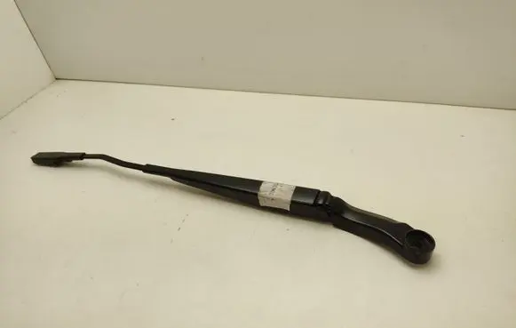Ford Mustang VI Front wiper blade arm FR3B17C495AA