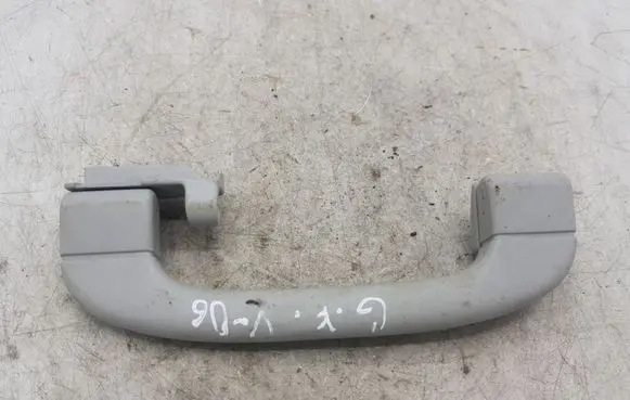 BMW 5 E39 Rear interior roof grab handle 8235577