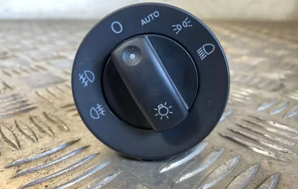 Seat Exeo (3R) Light switch 3R0941531A 5PRK1003X 10019244
