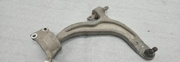 Chrysler Pacifica Front lower control arm/wishbone 68232192AD