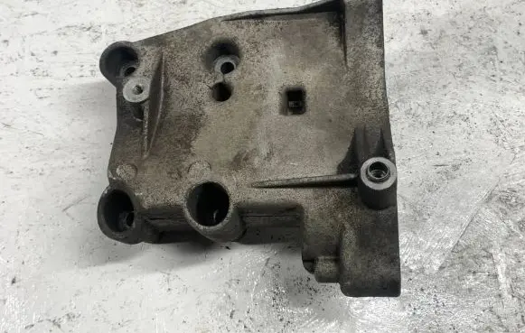 BMW 3 E46 A/C compressor mount bracket 1433507