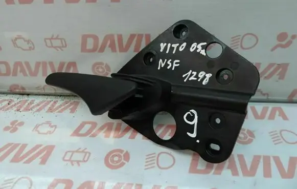 Mercedes-Benz Vito Viano W639 Front door interior handle A6397600261