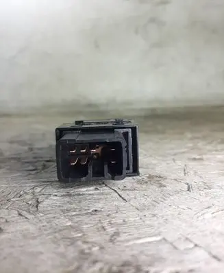 Hyundai Santa Fe Electric window control switch