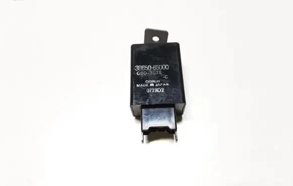 Suzuki Grand Vitara I Window wiper relay 3865065D00 G8D702S