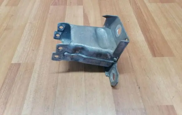 Renault Modus Front bumper mounting bracket 8200104186 4169