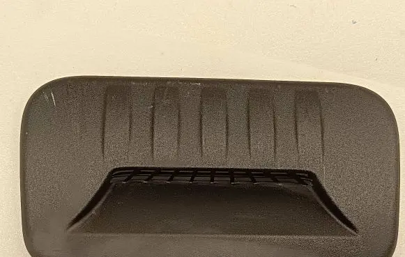 Chrysler Pacifica Rear air vent grill 5SR68DX9AF 101961050BLR 0284688
