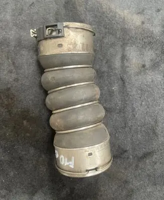 BMW 5 F10 F11 Intercooler hose/pipe 11279410
