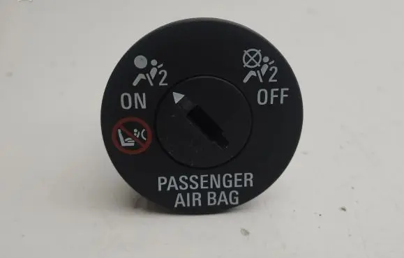 Passenger airbag on/off switch