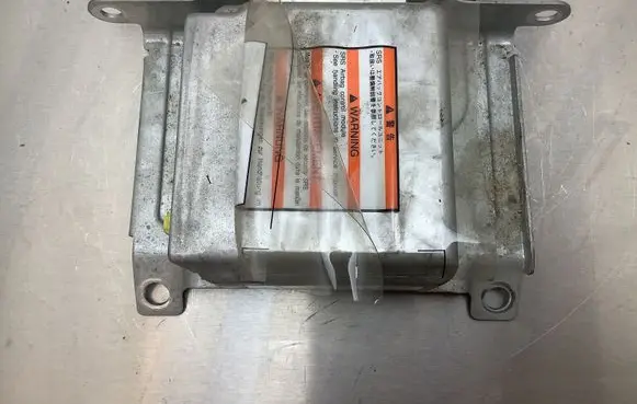 Subaru Forester SG Airbag control unit/module 98221SA011 1523005181 SDJ1E304332