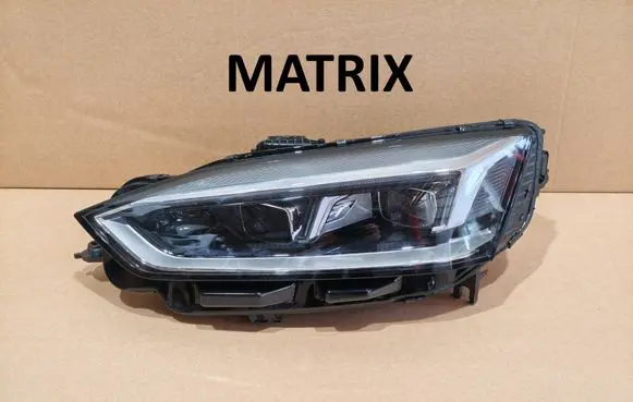 Audi A5 Headlight/headlamp 8W6941033D